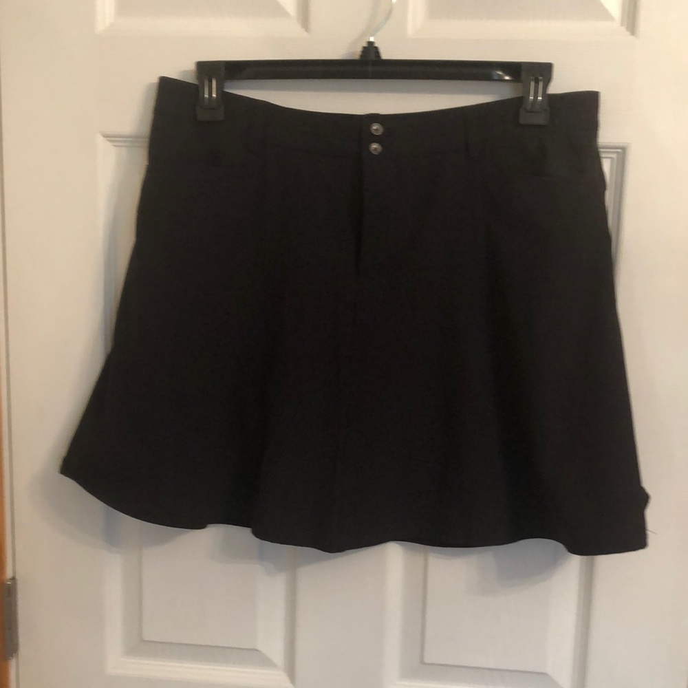14 Eddie Bauer black skirt with built-in shorts